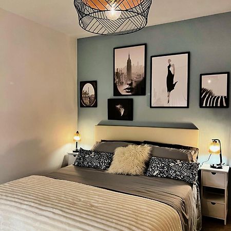 Al Mare 22 Hotel Бари Екстериор снимка